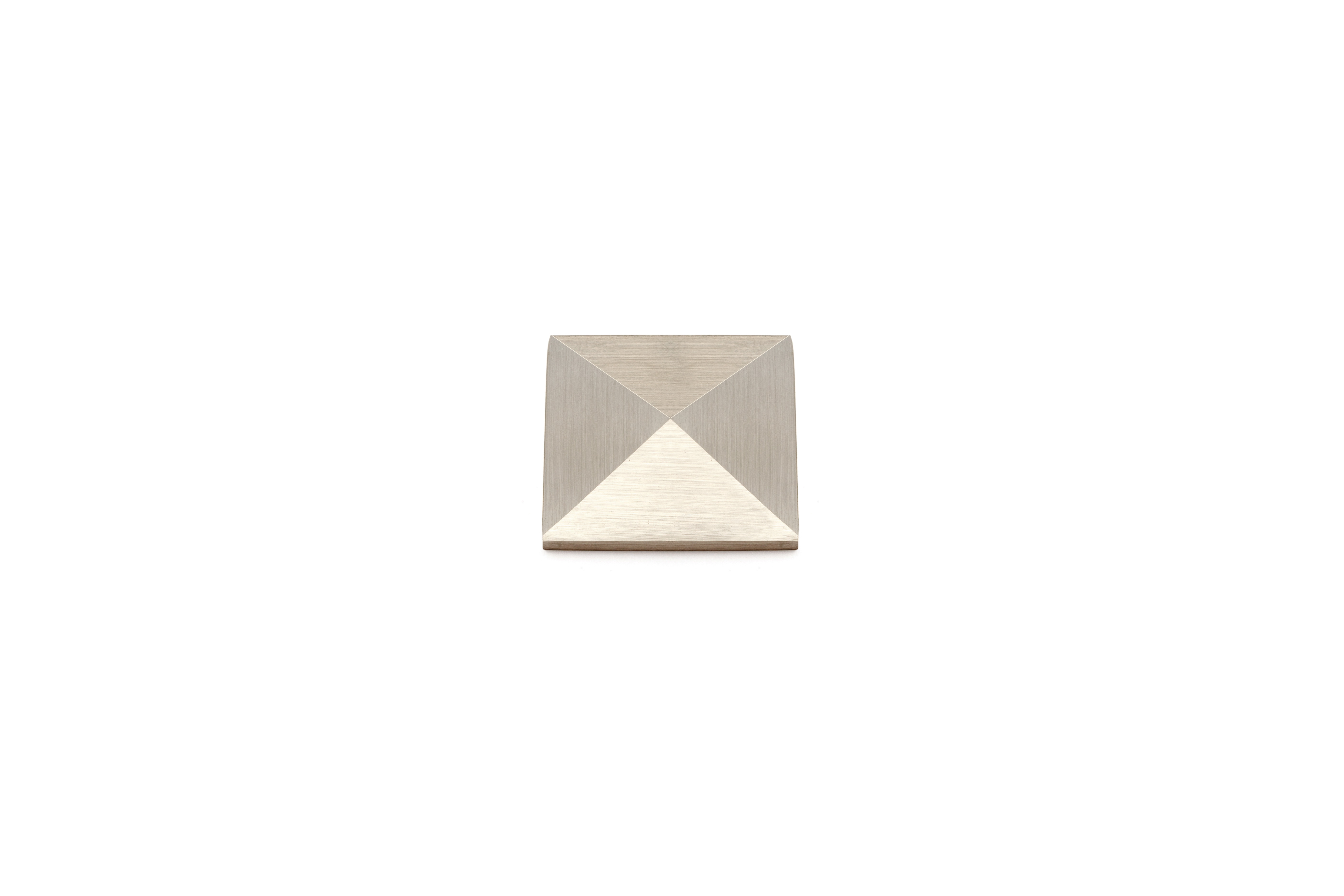 Brass_Pyramid_Mirror_Cap.jpg