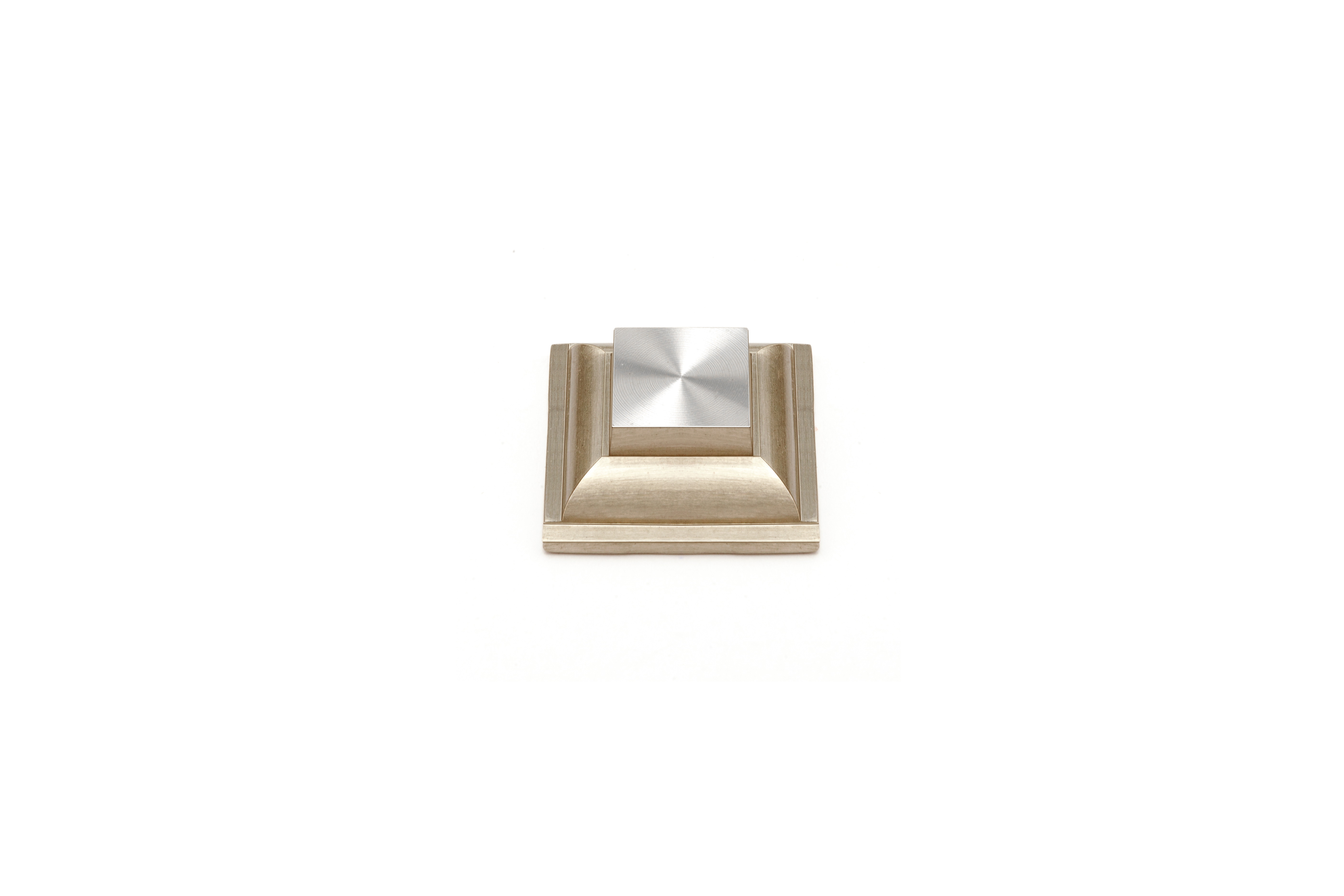 Brass_Royal_Mirror_Cap.jpg